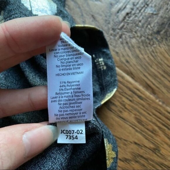 Lularoa small metallic Carly dress gray and metallic gold - Picture 5 of 9